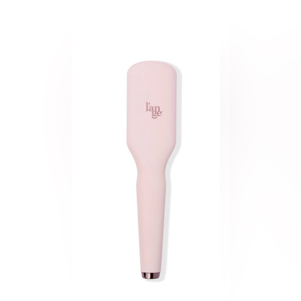L'ange Le Vite Ceramic Straightening Brush in blush pink